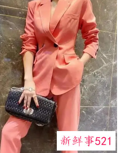 女人跑业务要穿什么衣服合适