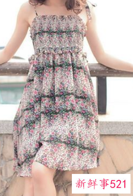 蕾丝长款高档连衣裙