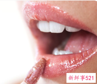 如何预防嘴周围皱纹