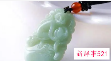 属猴的人带金还是玉好