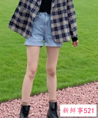 马丁鞋子怎么搭配衣服