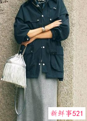 修身半身裙怎么搭配什么外套