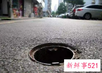 3岁男孩掉入下水道失联，窨井“吃人”现象何时杜绝