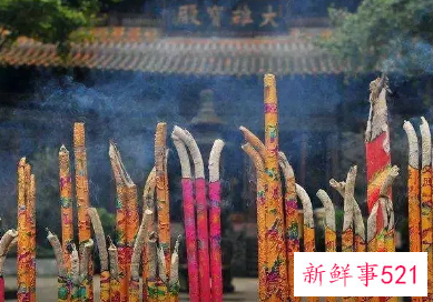 梦见去寺庙上香香断了是什么意思