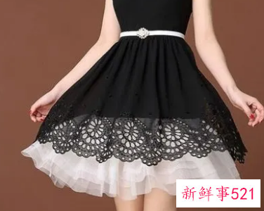 梦见自己穿裙子走秀