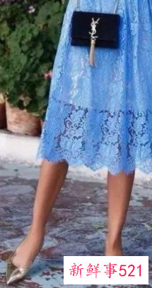 蕾丝长裙配什么鞋子
