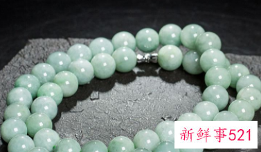 属猴的人带金还是玉好