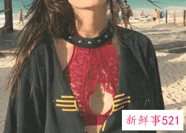 衣服圆领和v领哪个好