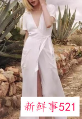 紧身开叉裙怎么搭配衣服