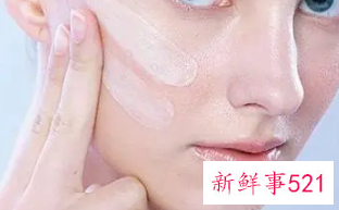 为什么擦什么粉底都脱妆