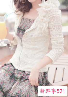 蕾丝长款高档连衣裙