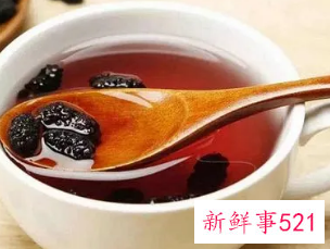 女性每天喝桑葚干泡水害处