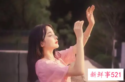 女性如何提升自己的气质