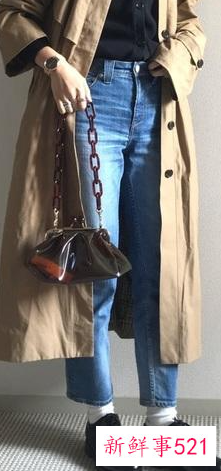 深口皮鞋配什么裤子