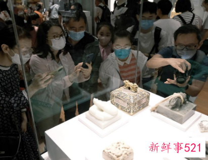 香港故宫文化博物馆对外展出900余件故宫文物