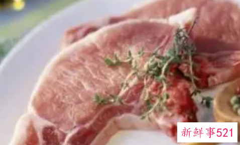 梦见吃生肉又吐出来