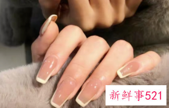 贴甲片和延长甲哪个更牢固