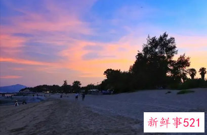 把爱的人藏在心里的网名