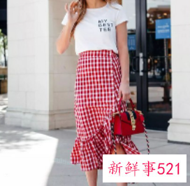 什么衣服适合搭配半身裙