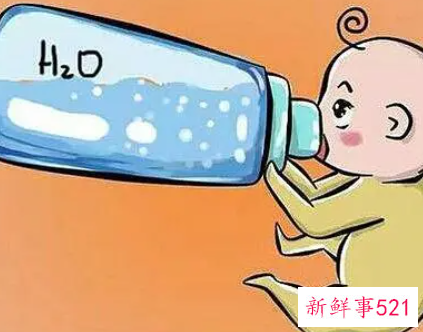 新生儿要适当喂一些水吗