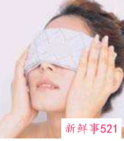 眼角起脂肪粒什么原因