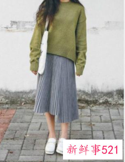 修身半身裙怎么搭配什么外套