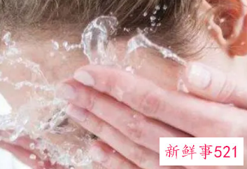 怎样才能深度清洁脸上的污垢