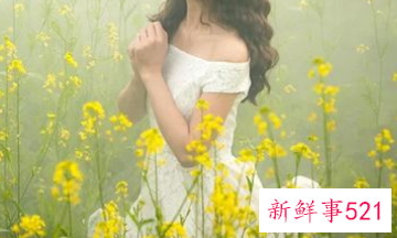 梦见自己穿裙子走秀