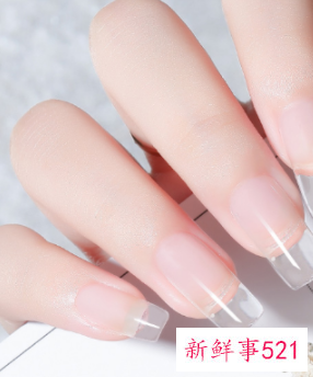 贴甲片和延长甲哪个更牢固