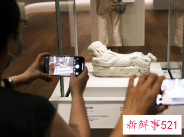 香港故宫文化博物馆对外展出900余件故宫文物