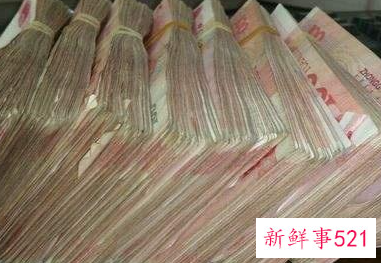 一年挣80万什么阶层