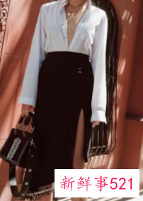 紧身开叉裙怎么搭配衣服