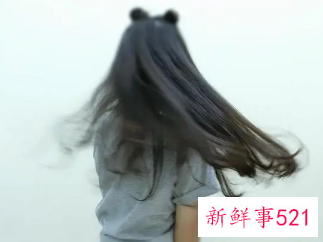 特别容易被撩到手的女生