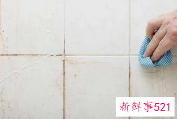 地面瓷砖脏了如何清理干净