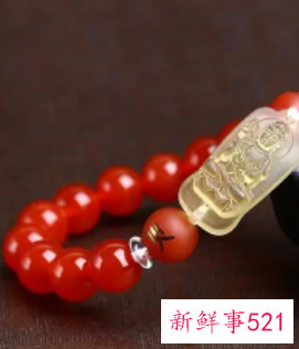 属马人一生佩戴什么好