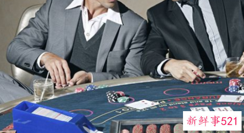 梦见我自己被别人坑钱