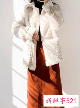 修身半身裙怎么搭配什么外套