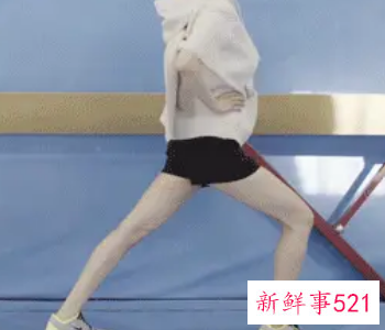 三个动作秀美腿