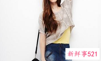 镂空衫里面怎么搭配