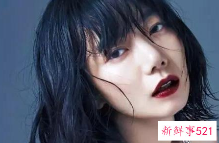 脸色偏黄适合什么颜色的口红