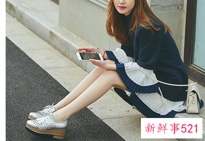 深口皮鞋配什么裤子