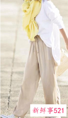 女人如何穿衣服显气质