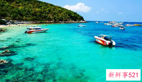 泰国普吉岛迎来首批国际游客