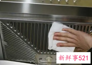 抽油烟机怎样清洗才能洗得干净