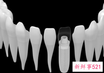 梦见满口牙掉吐在手上有血