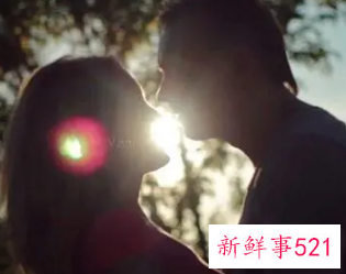 男生为什么突然强吻你