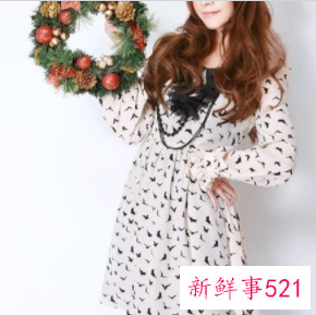 冷的冬季需要一抹亮丽的色彩来点亮自己