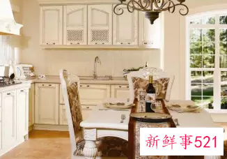 冬季实木橱柜有什么保养方法