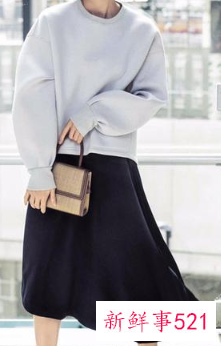 女人如何穿衣服显气质