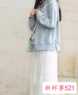 宽松卫衣搭配什么裙子好看